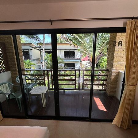 Noble House Beach Resort Koh Lanta Exterior photo